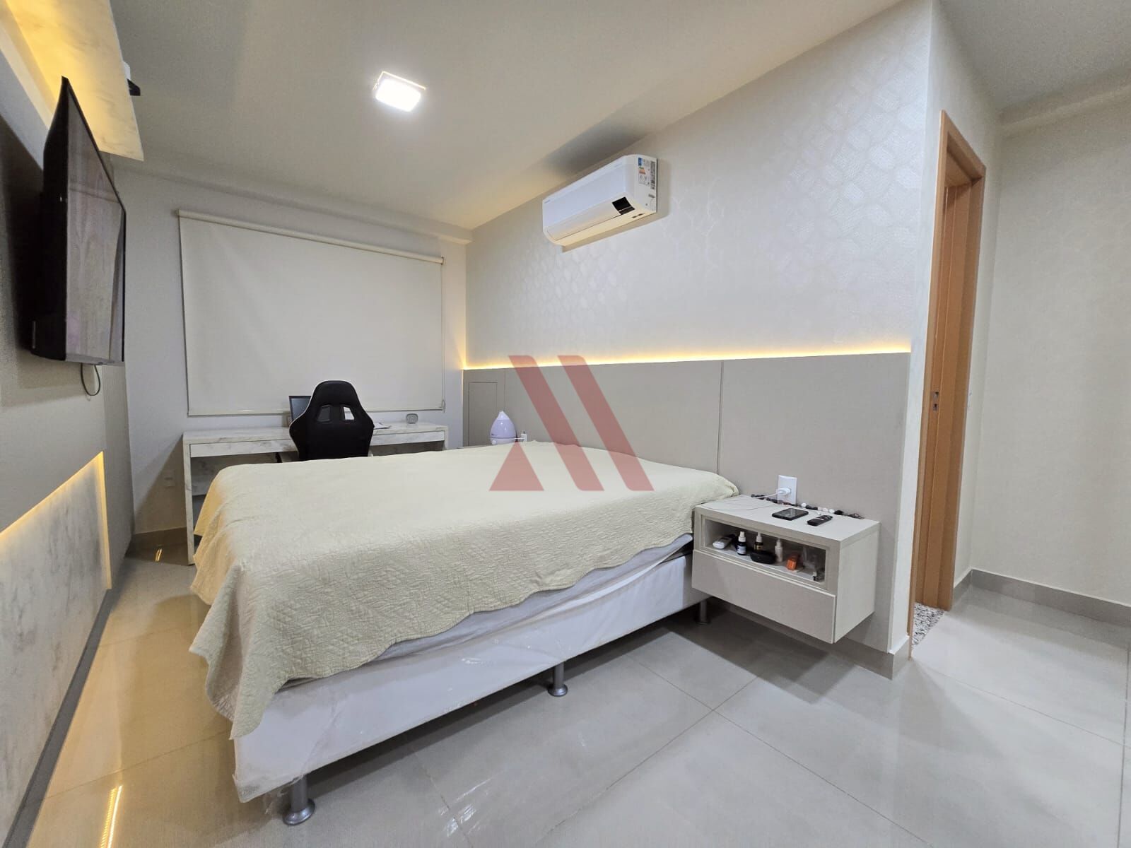 Apartamento à venda com 2 quartos, 65m² - Foto 11