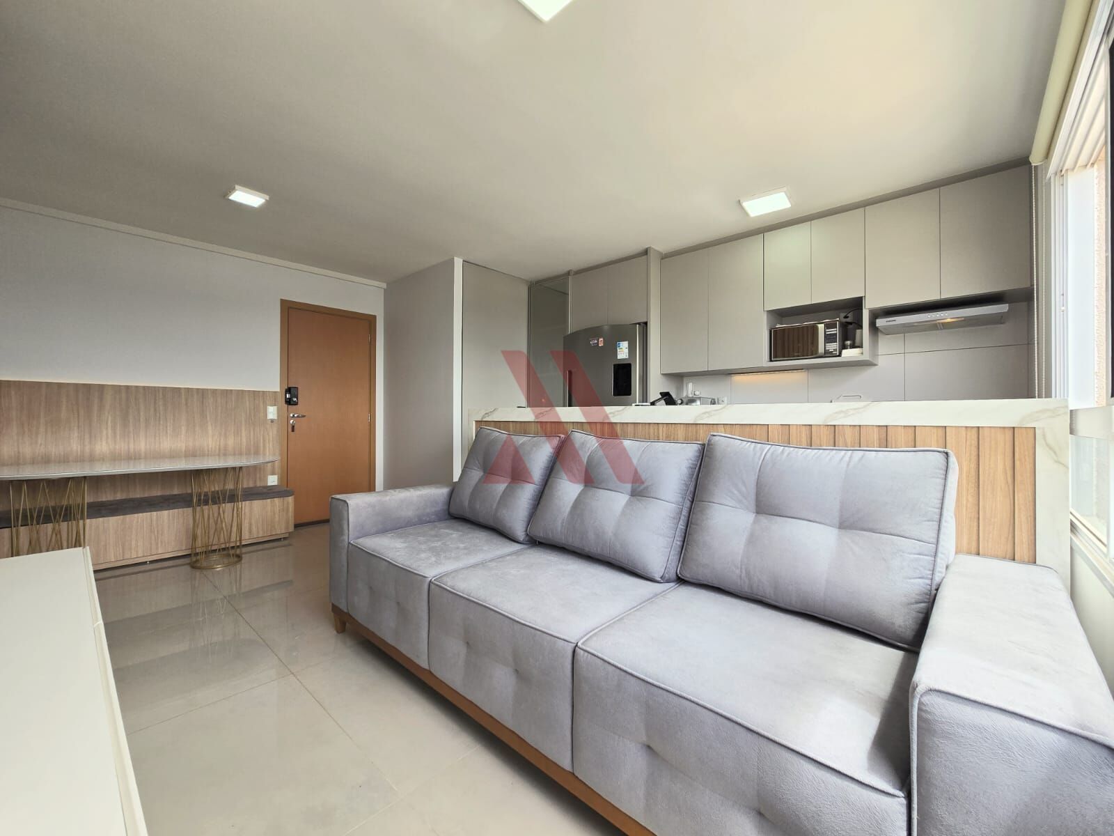 Apartamento à venda com 2 quartos, 65m² - Foto 1