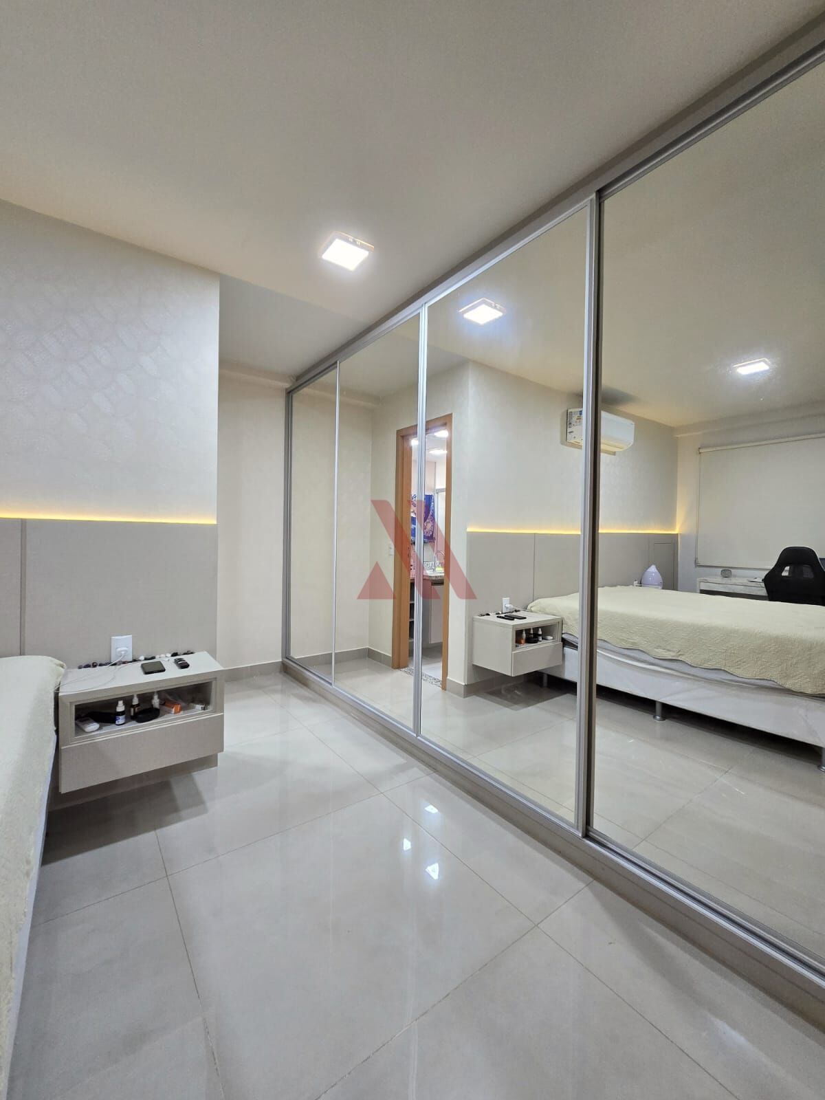 Apartamento à venda com 2 quartos, 65m² - Foto 10