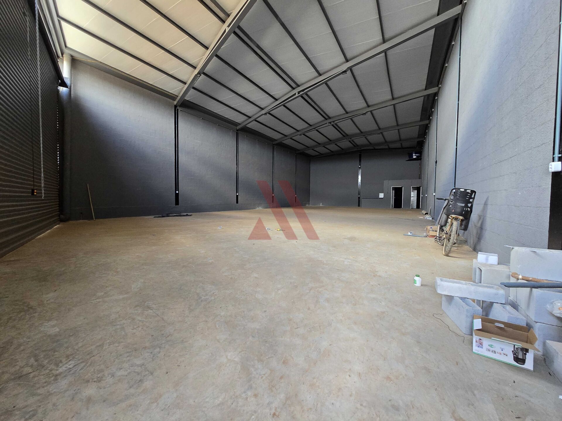 Depósito-Galpão, 325 m² - Foto 2