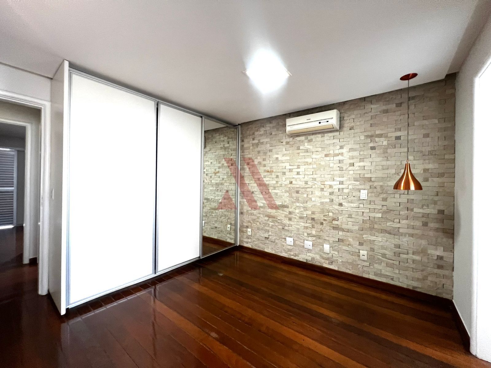 Apartamento, 4 quartos, 155 m² - Foto 1