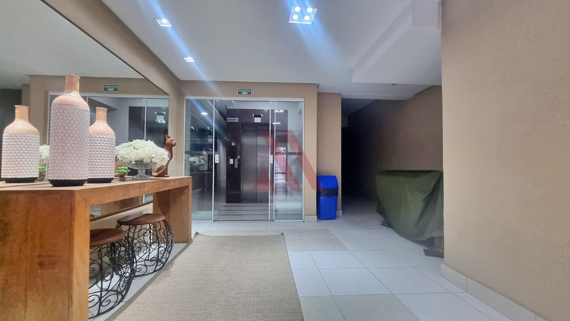 Apartamento para alugar com 3 quartos, 130m² - Foto 15