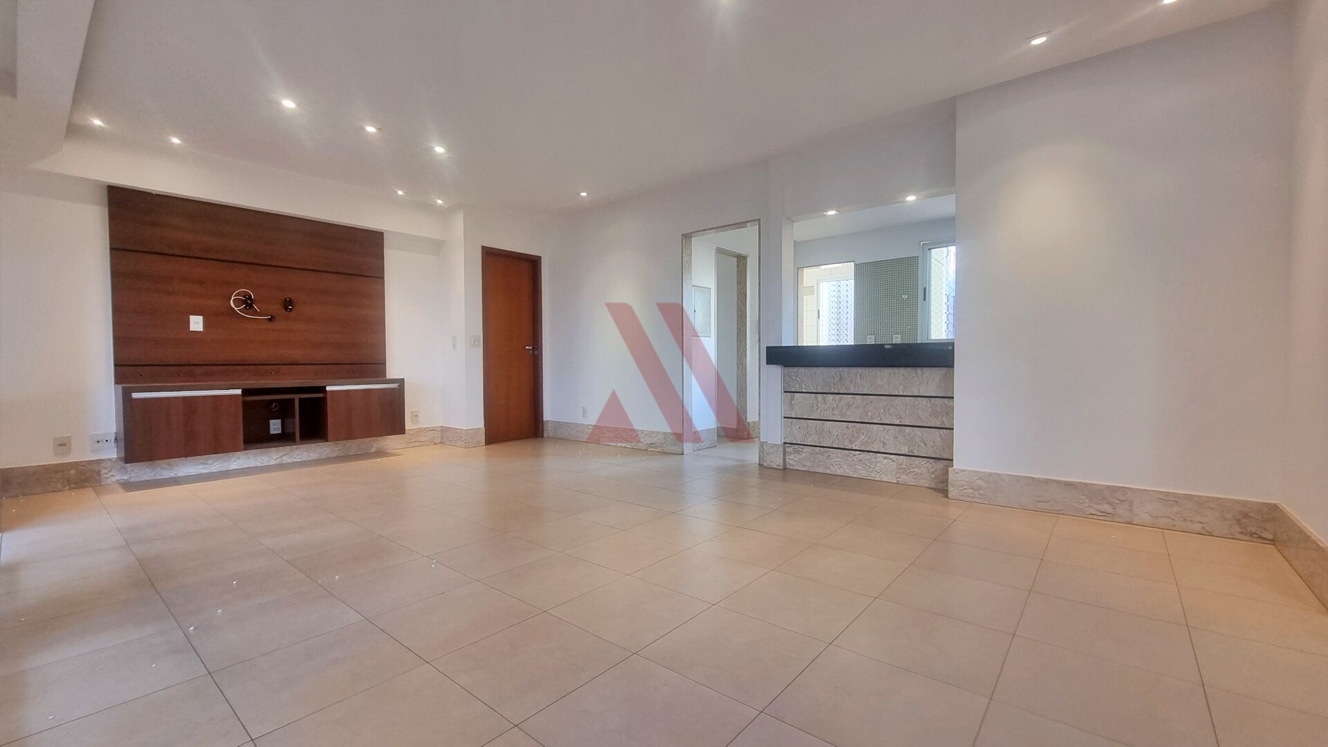 Apartamento para alugar com 3 quartos, 130m² - Foto 4