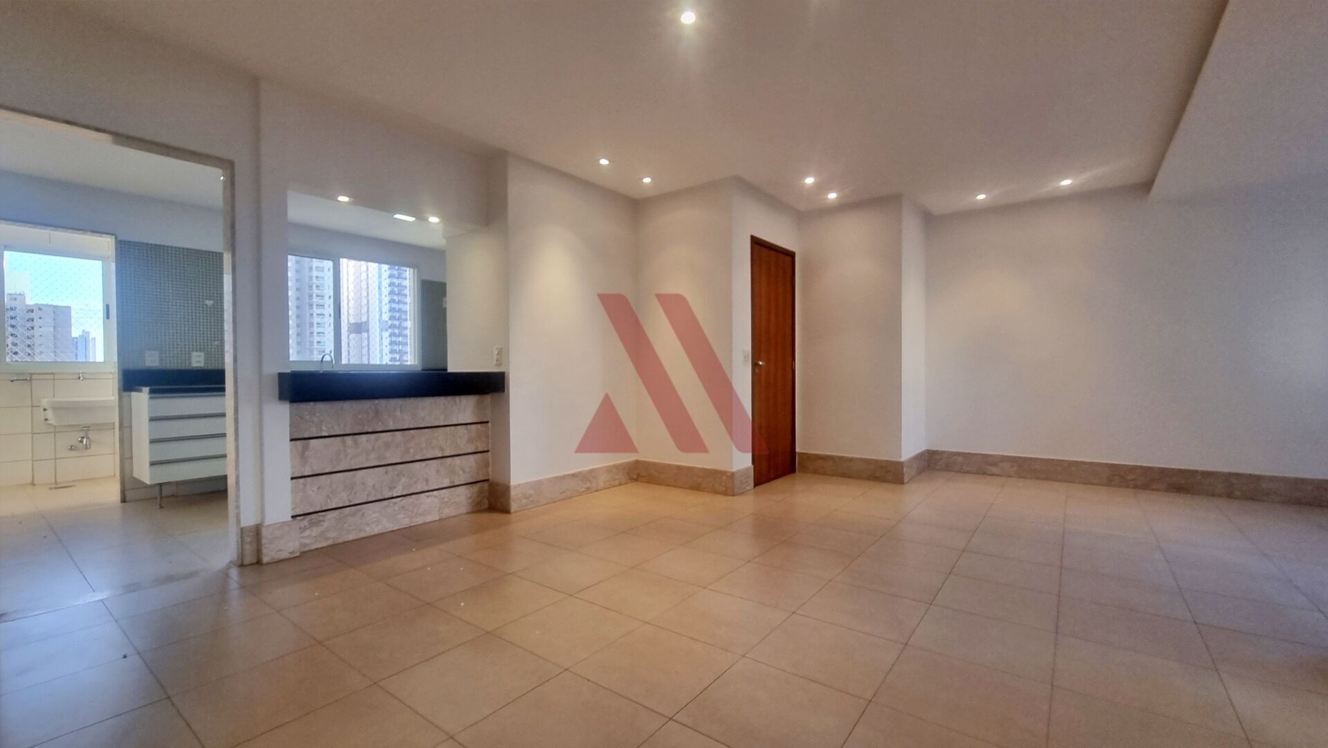 Apartamento para alugar com 3 quartos, 130m² - Foto 4