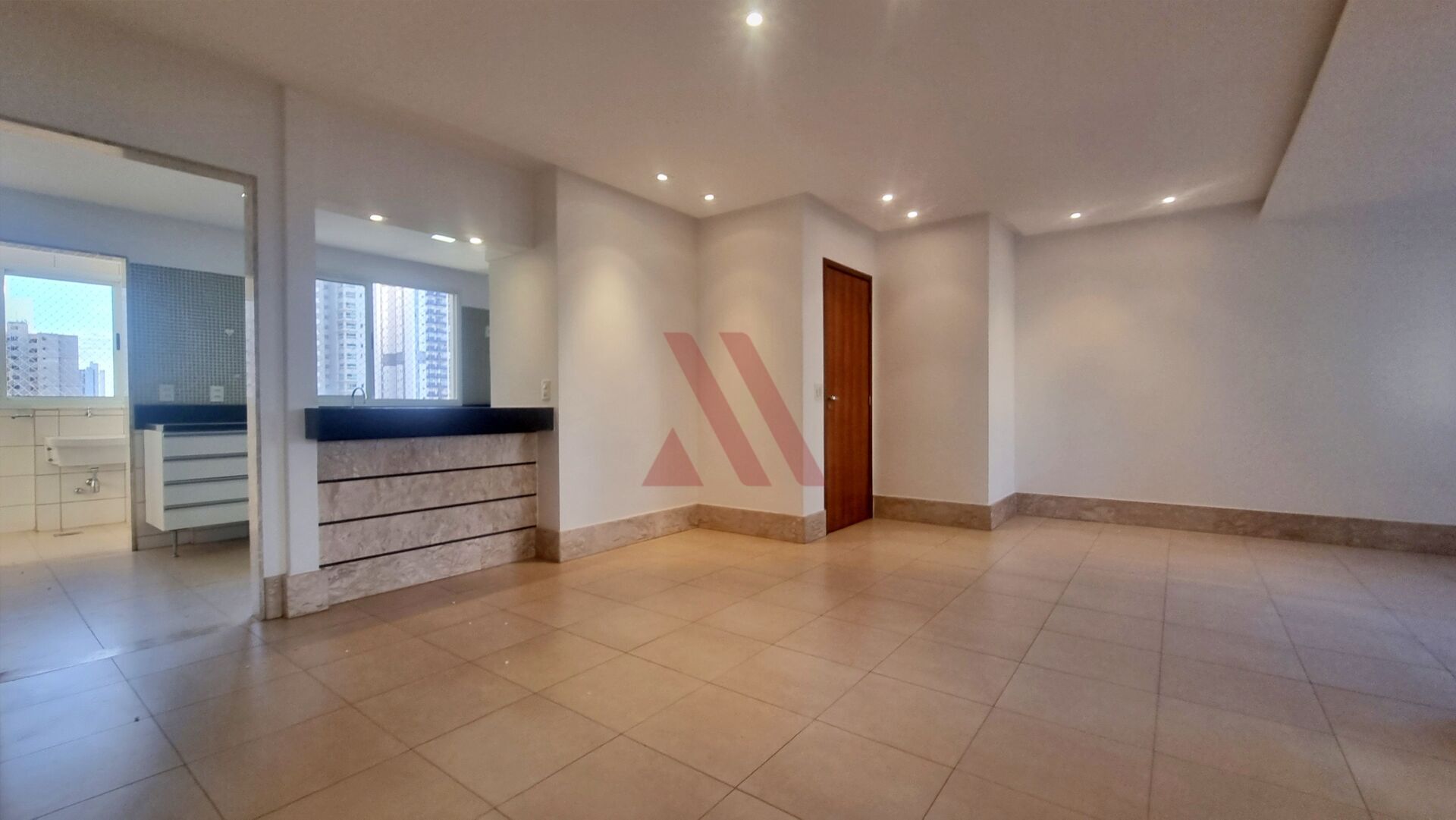 Apartamento para alugar com 3 quartos, 130m² - Foto 3