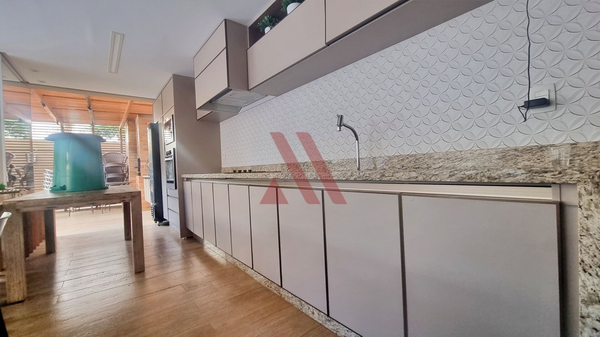 Apartamento para alugar com 3 quartos, 130m² - Foto 18