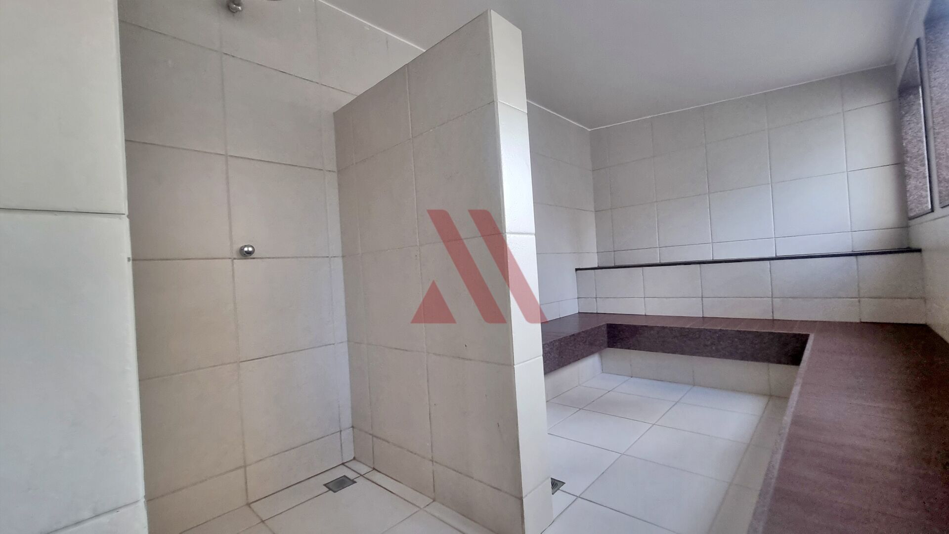 Apartamento para alugar com 3 quartos, 130m² - Foto 17