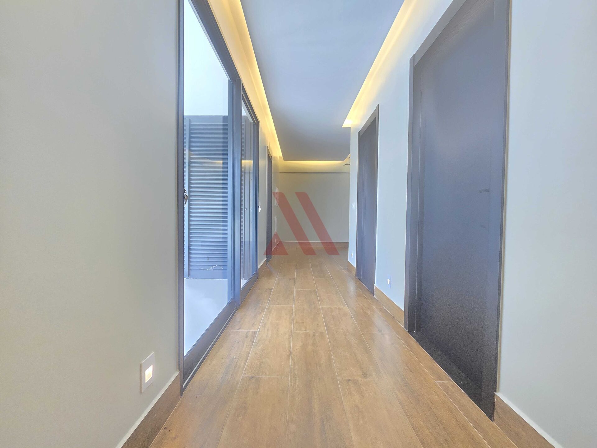 Casa, 3 quartos, 244 m² - Foto 3