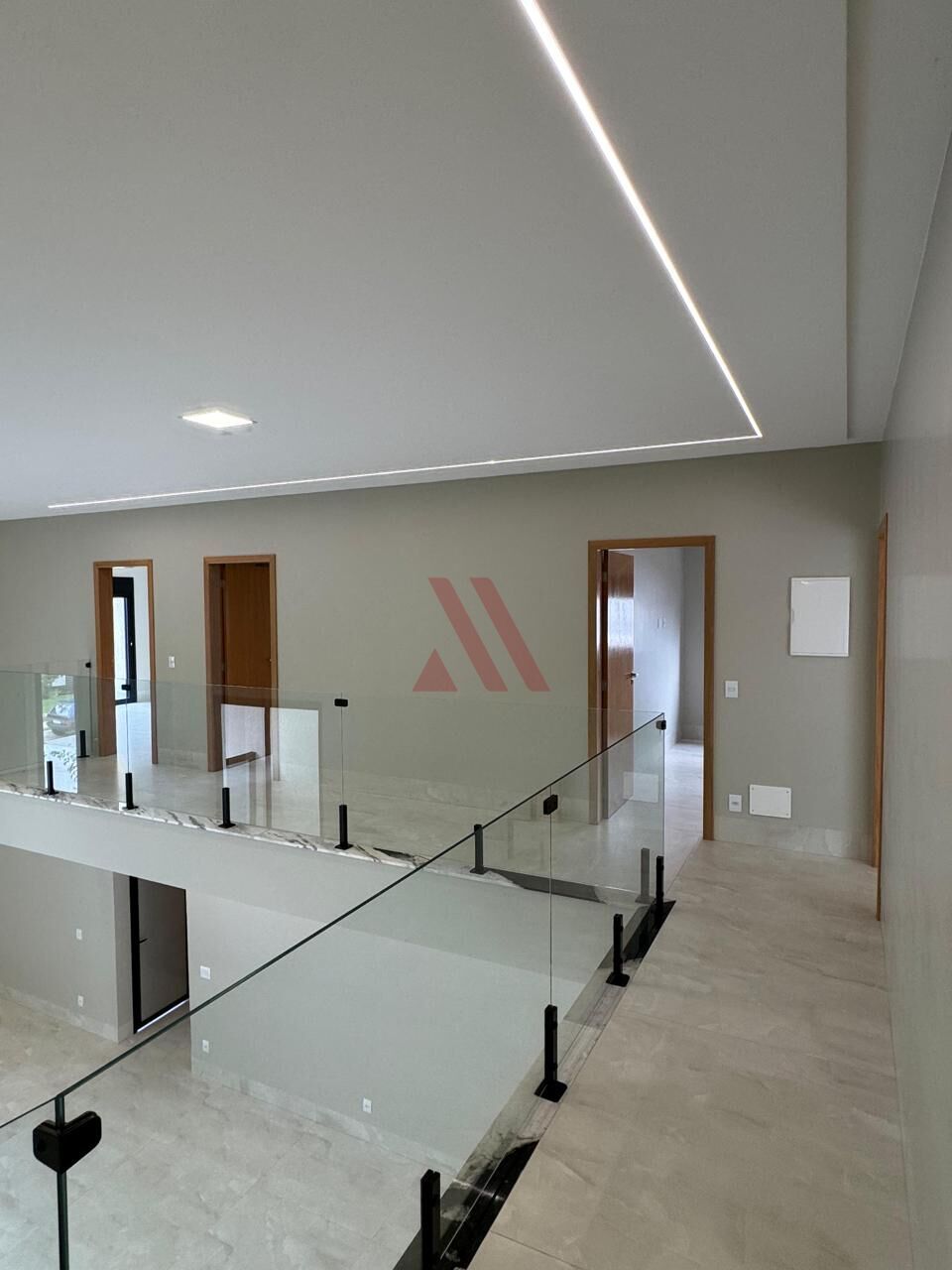 Sobrado à venda com 4 quartos, 299m² - Foto 3