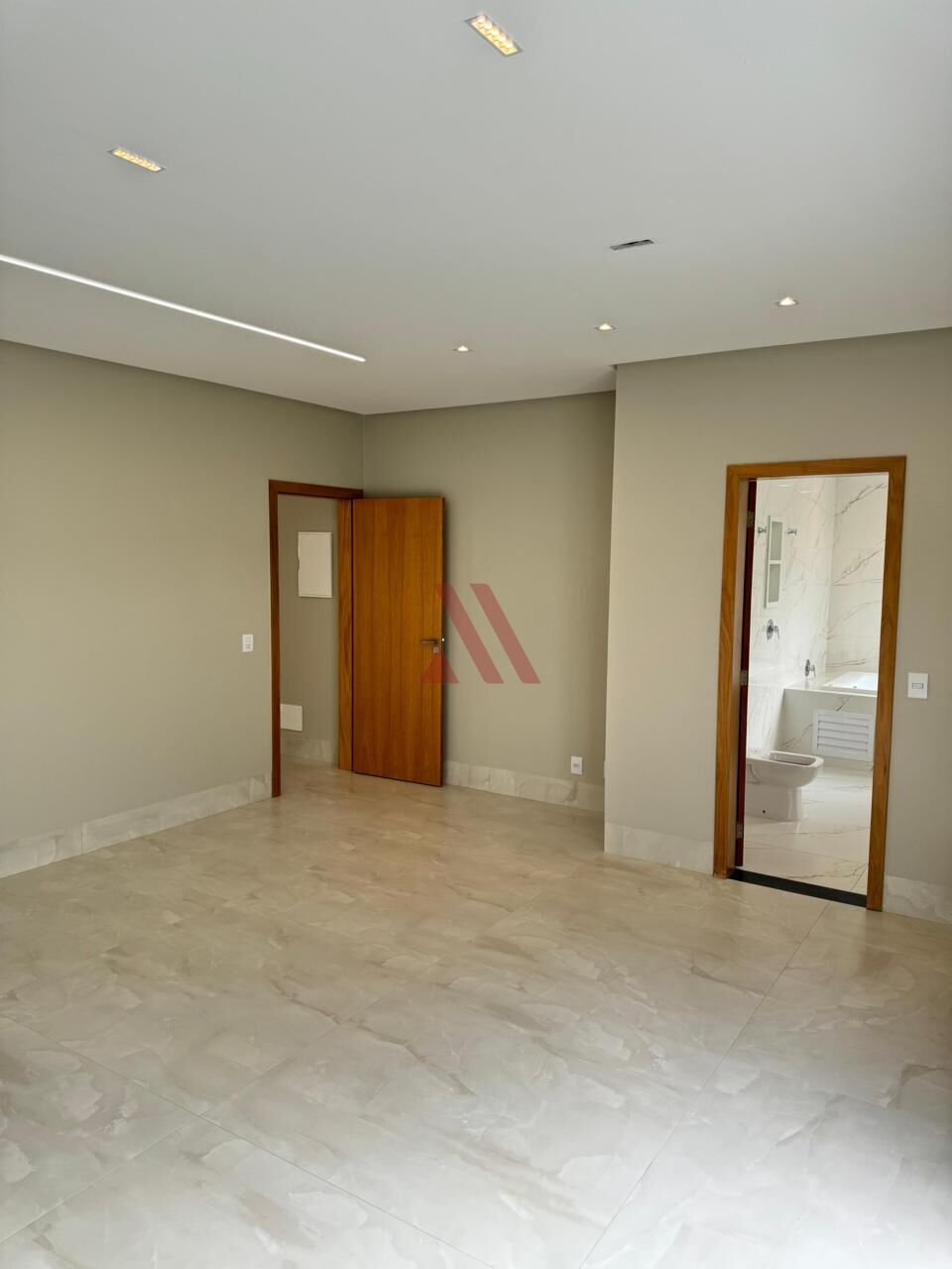 Sobrado à venda com 4 quartos, 299m² - Foto 10