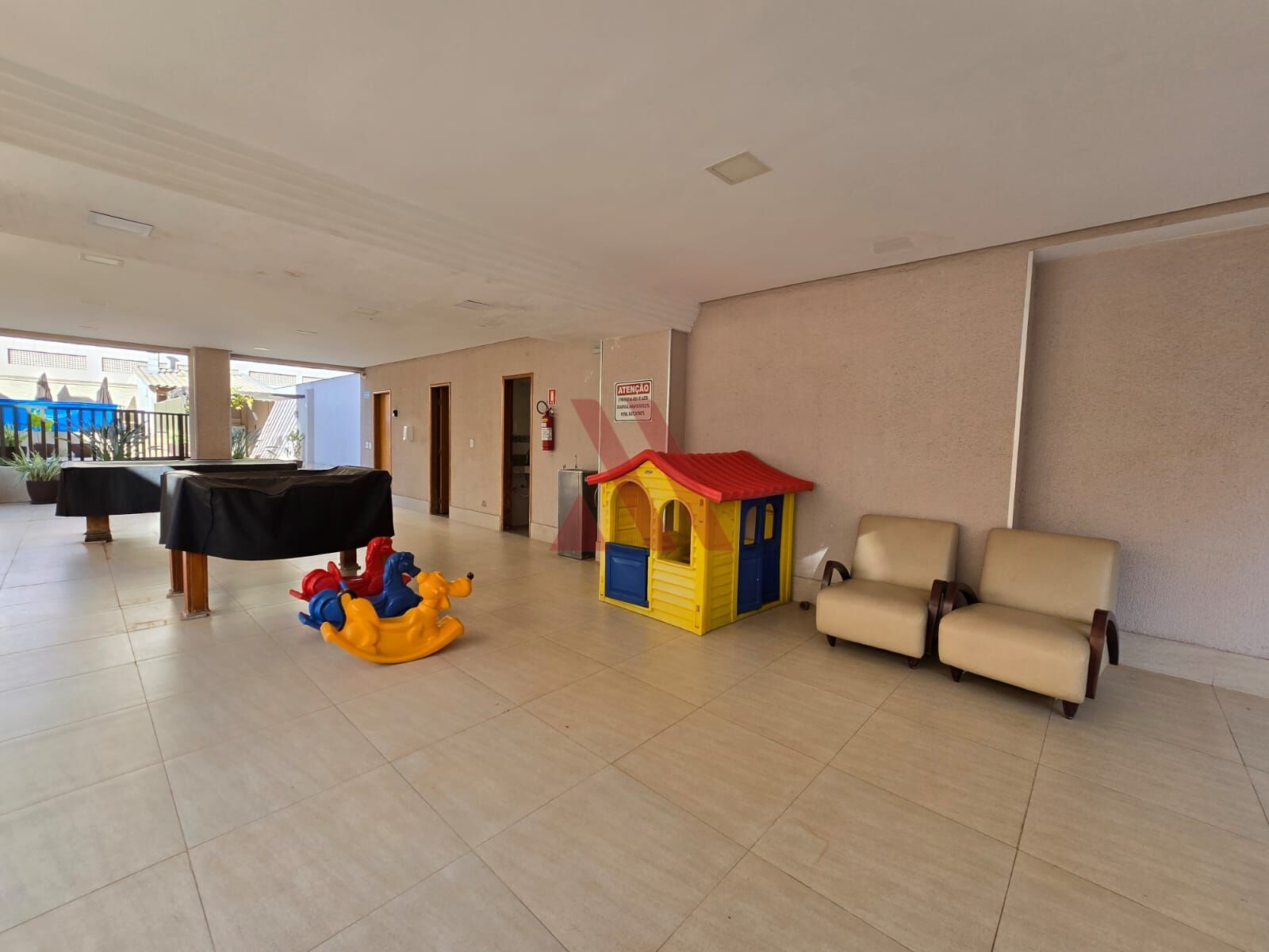 Apartamento para alugar com 3 quartos, 110m² - Foto 20