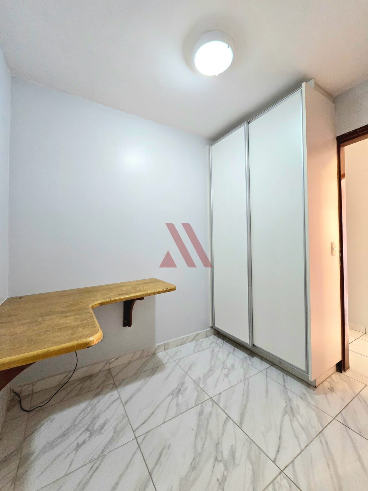 Apartamento para alugar com 3 quartos, 110m² - Foto 13