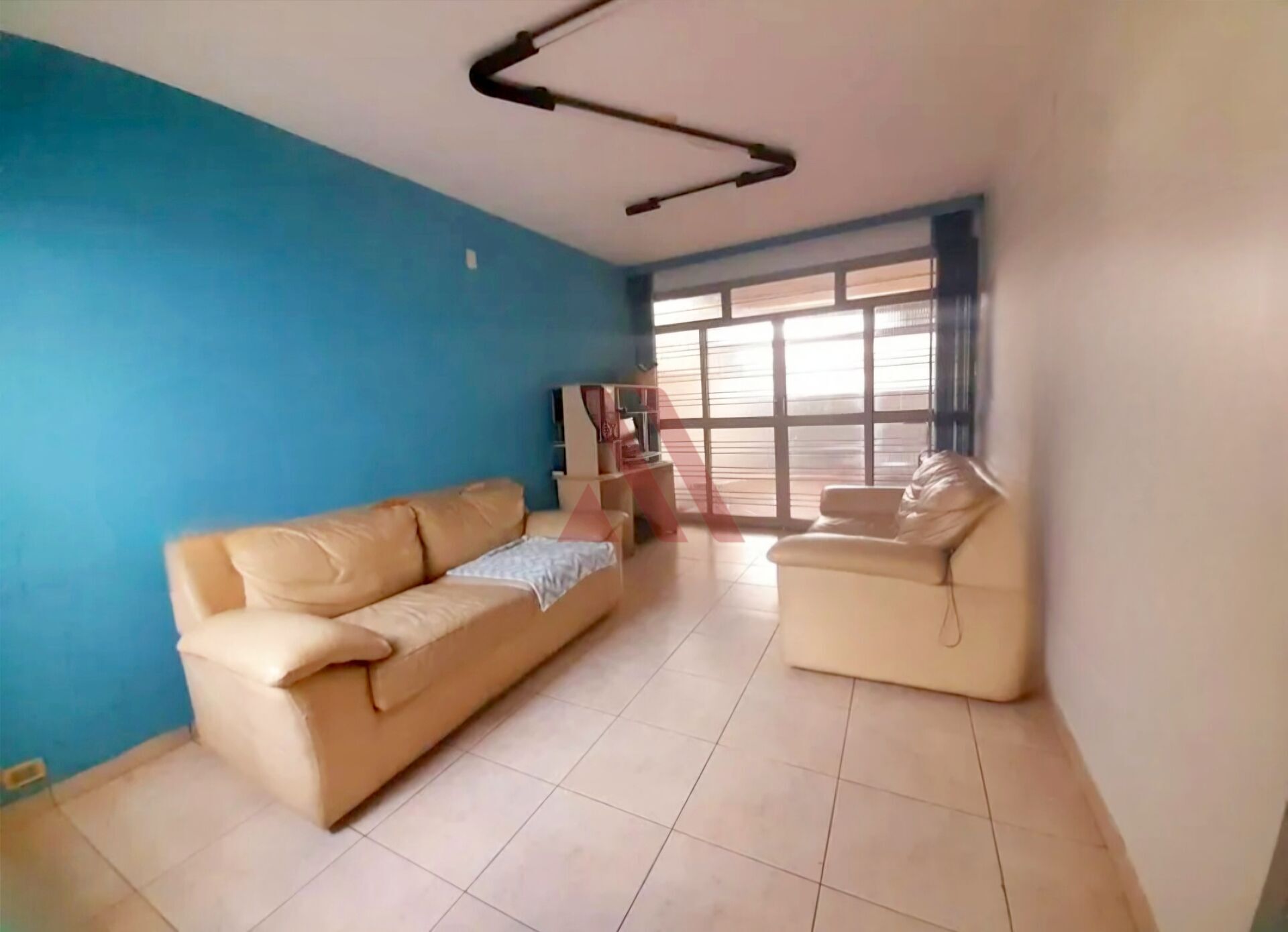 Casa à venda com 6 quartos, 332m² - Foto 3