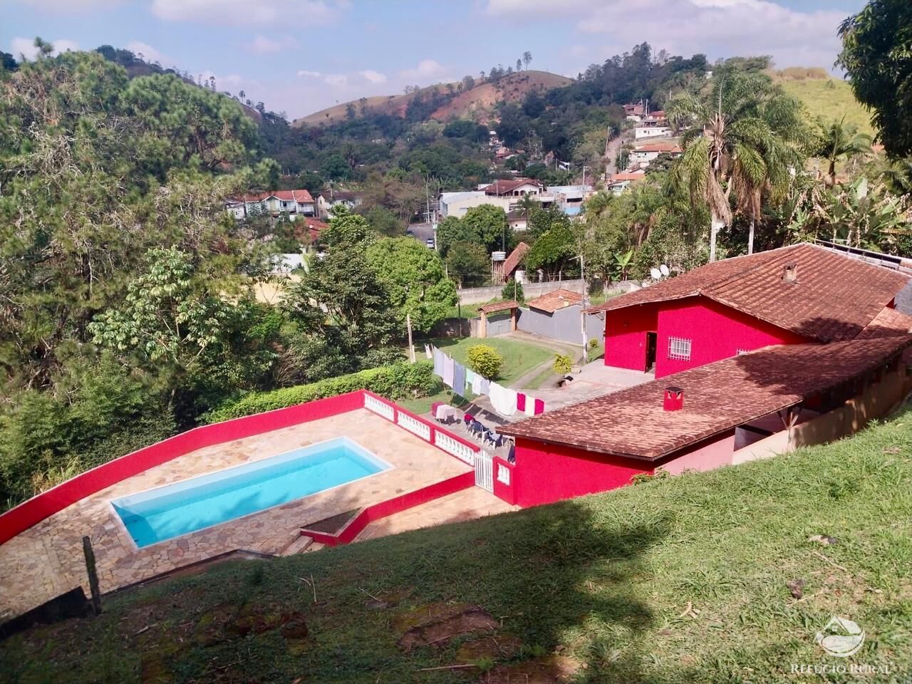 Chácara à venda com 4 quartos, 6700m² - Foto 1