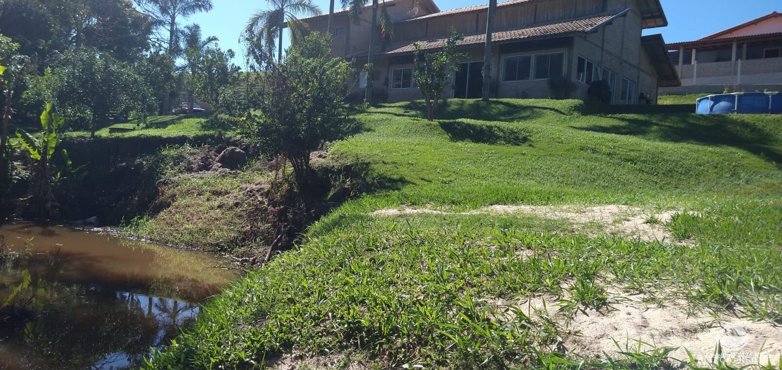 Fazenda à venda com 5 quartos, 2750m² - Foto 3