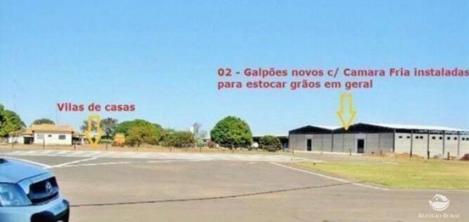 Fazenda à venda com 50 quartos, 118290000m² - Foto 25