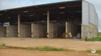 Fazenda à venda com 50 quartos, 118290000m² - Foto 14
