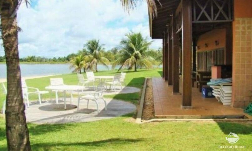 Fazenda à venda com 50 quartos, 118290000m² - Foto 1
