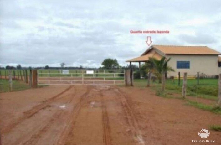 Fazenda à venda com 50 quartos, 118290000m² - Foto 20