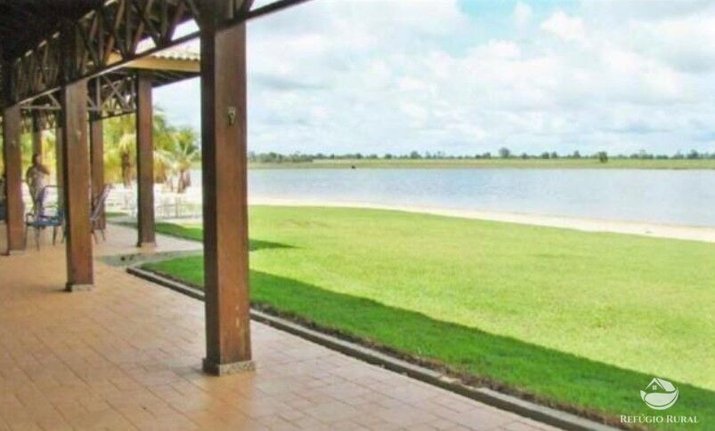 Fazenda à venda com 50 quartos, 118290000m² - Foto 28