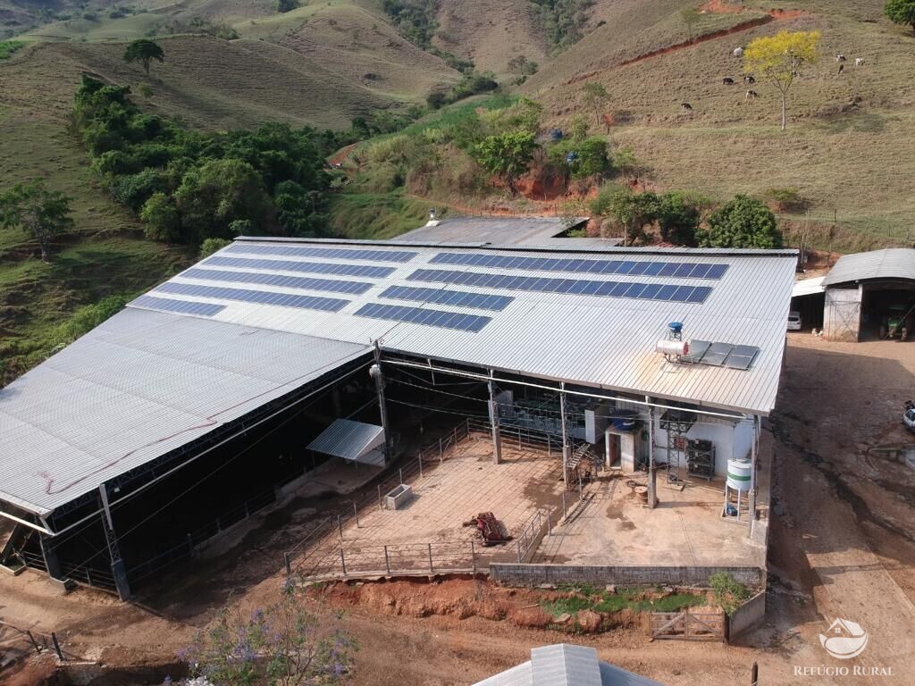 Fazenda à venda com 3 quartos, 860500m² - Foto 4