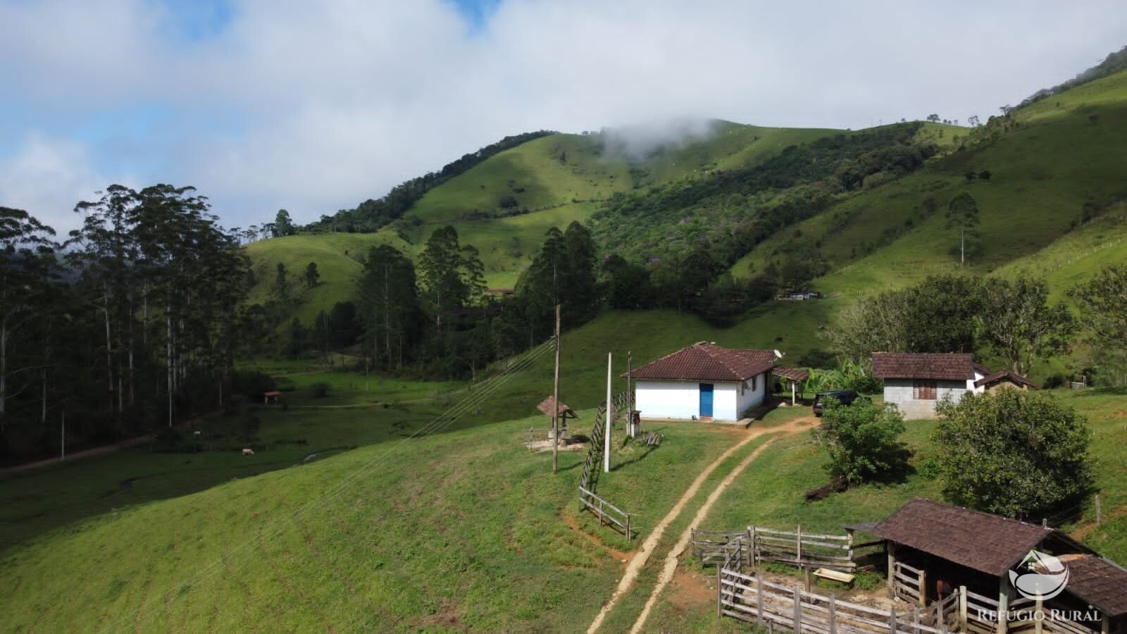 Fazenda à venda com 1 quarto, 142700m² - Foto 11