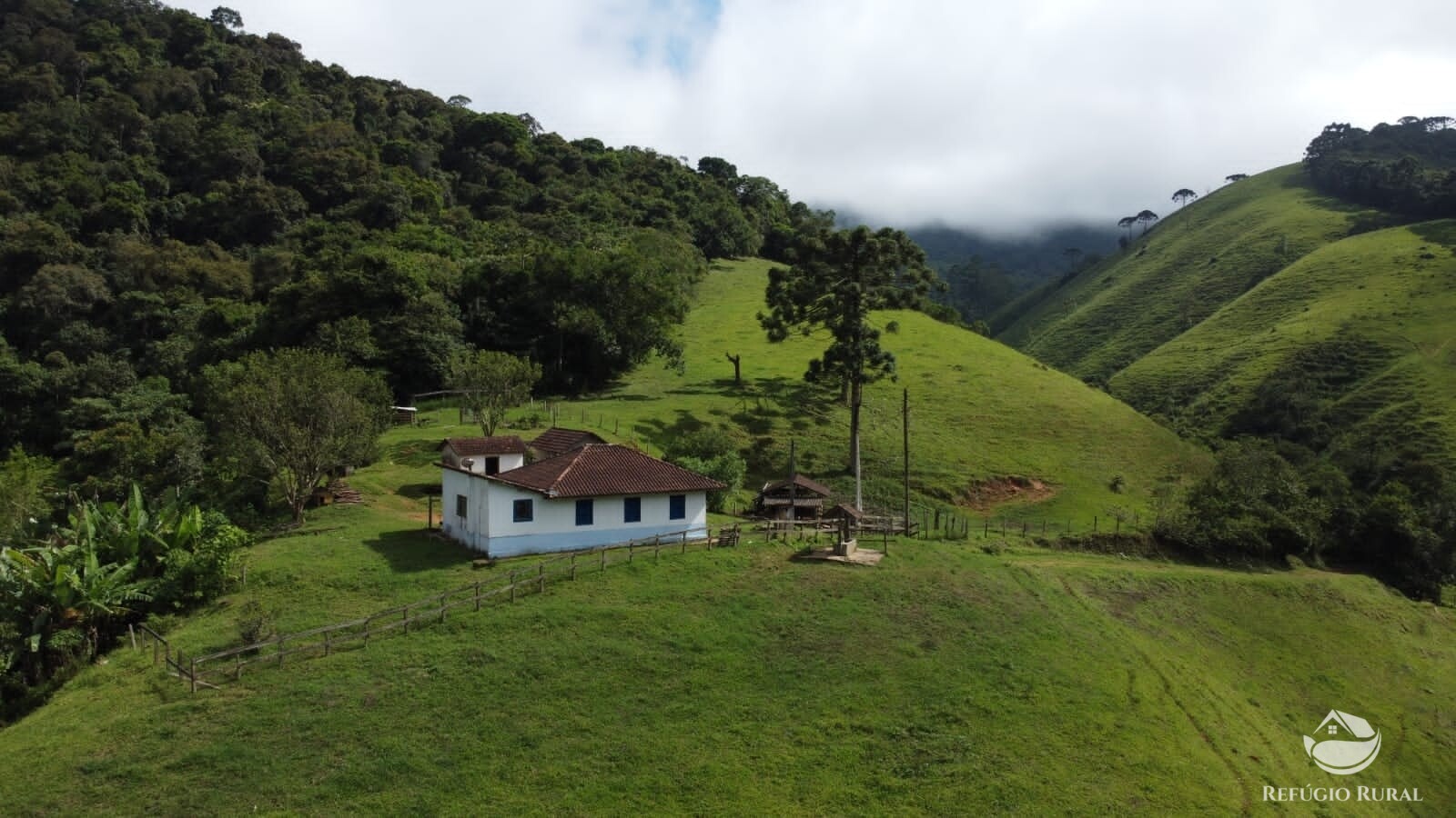 Fazenda à venda com 1 quarto, 142700m² - Foto 12