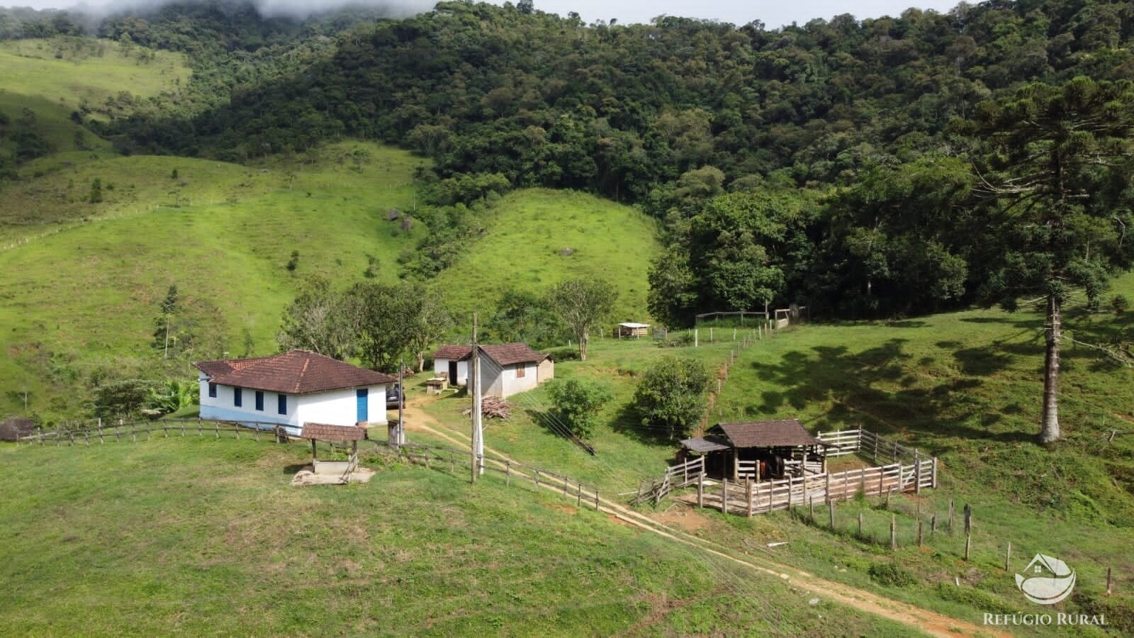 Fazenda à venda com 1 quarto, 142700m² - Foto 3