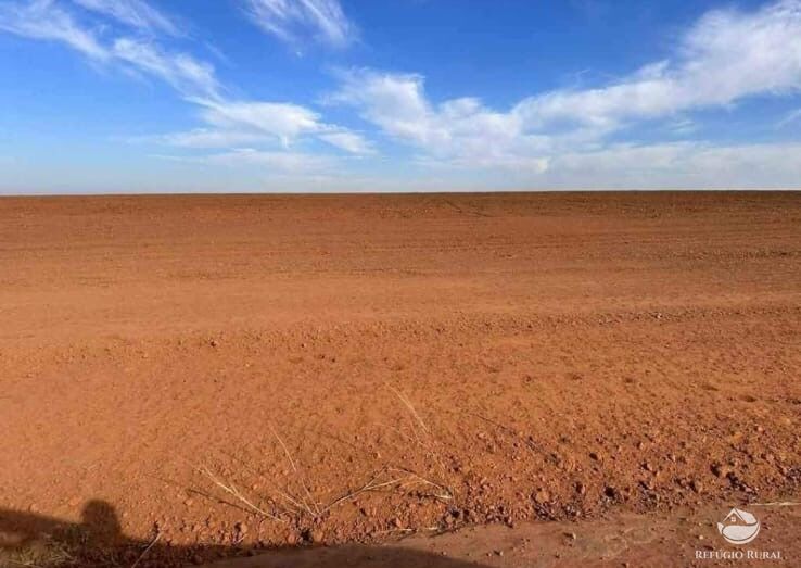 Fazenda à venda com 4 quartos, 34654400m² - Foto 9