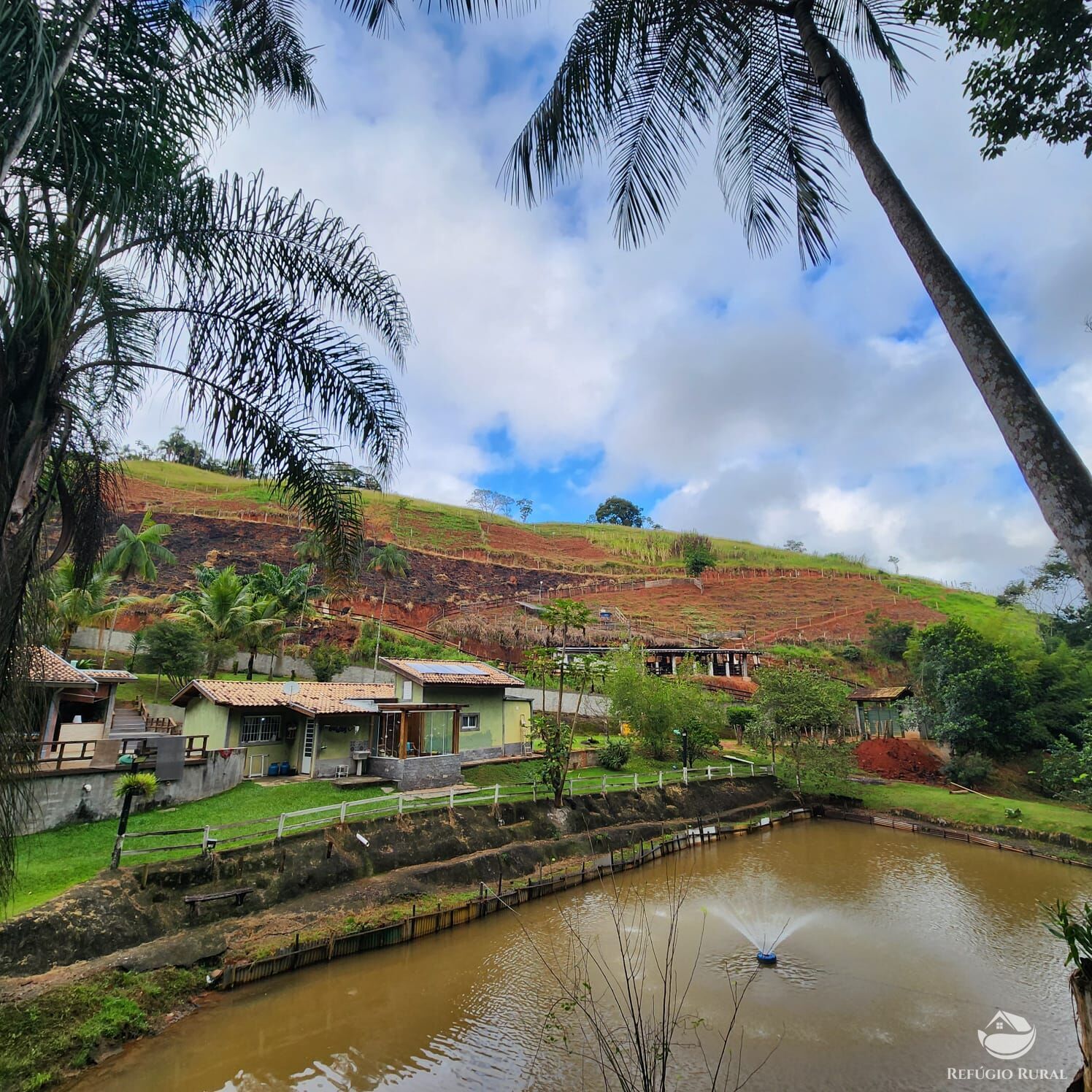 Chácara à venda com 4 quartos, 51000m² - Foto 1