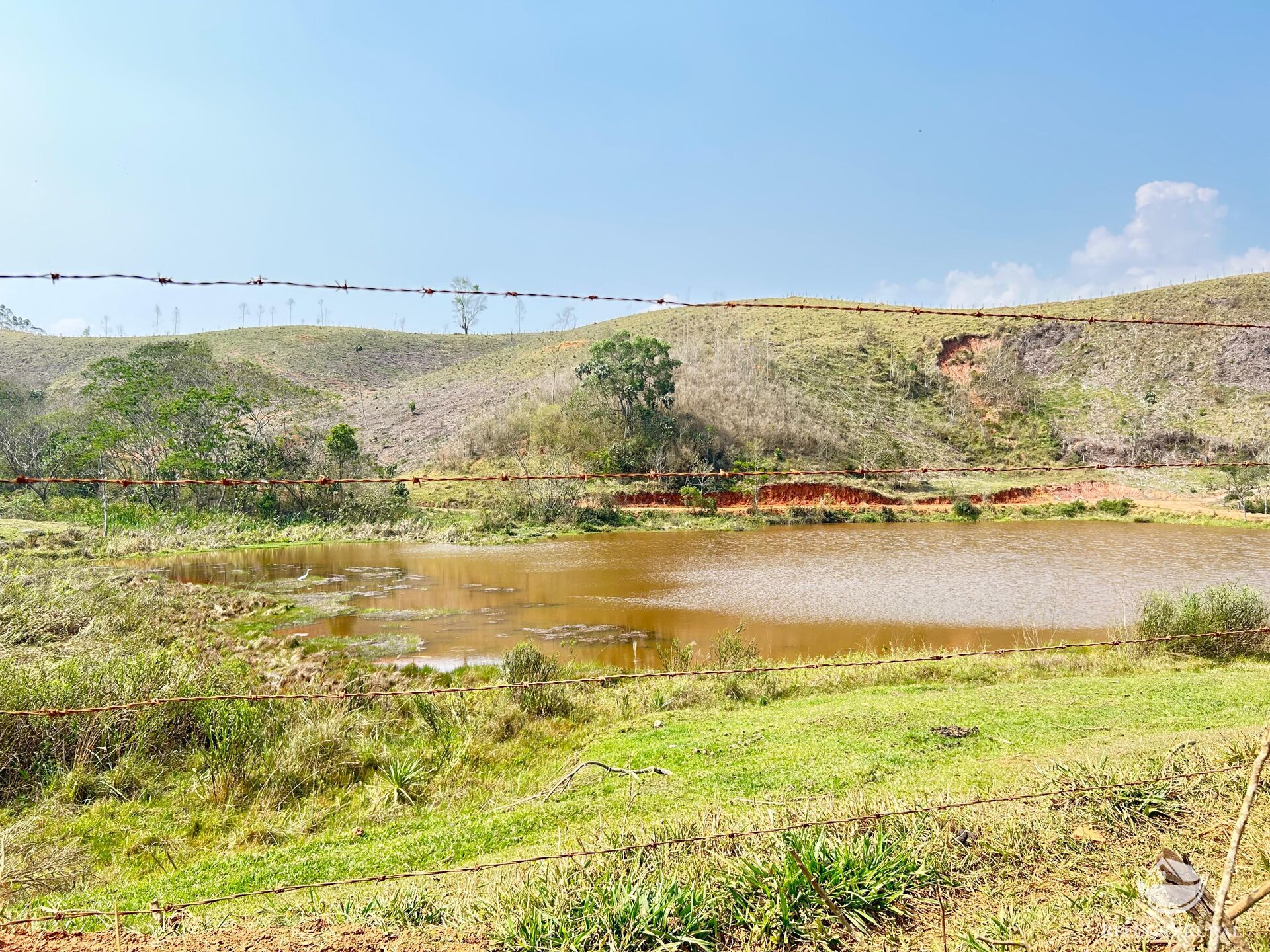 Fazenda à venda com 1 quarto, 3315400m² - Foto 2