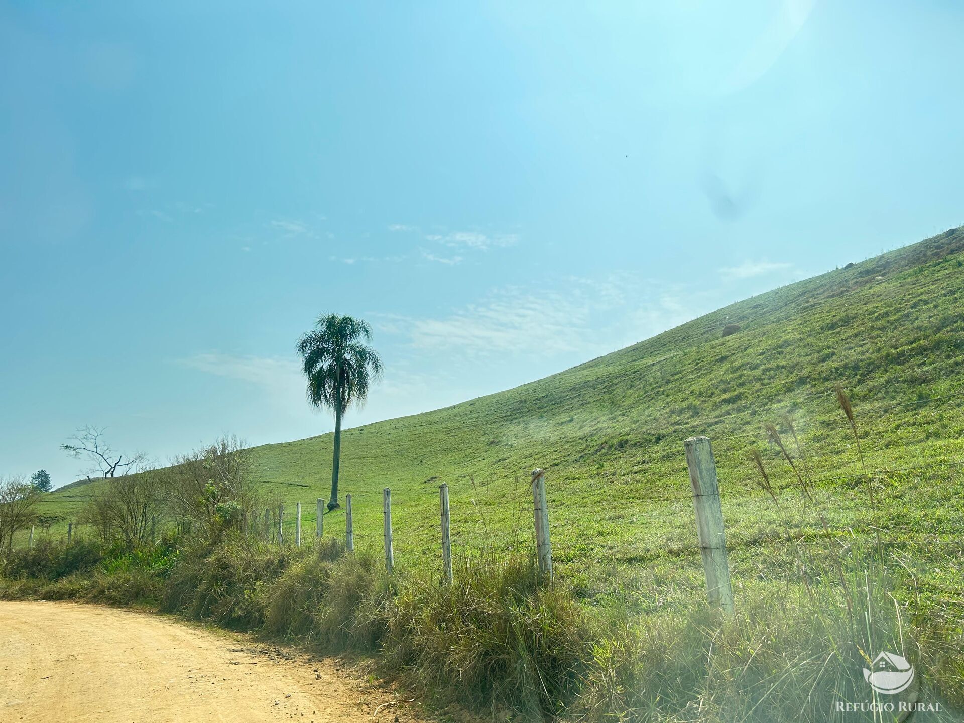 Fazenda à venda com 1 quarto, 3315400m² - Foto 25