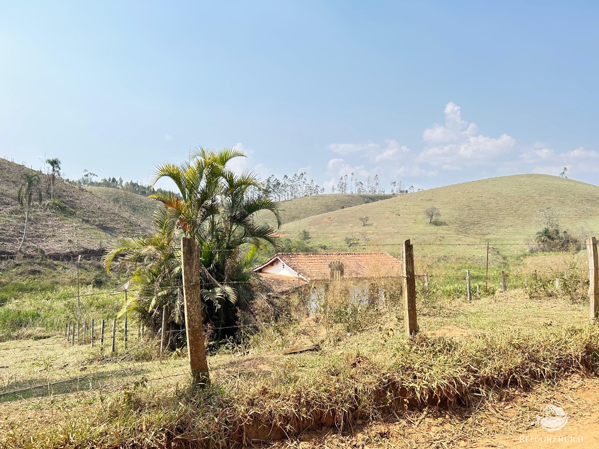 Fazenda à venda com 1 quarto, 3315400m² - Foto 3