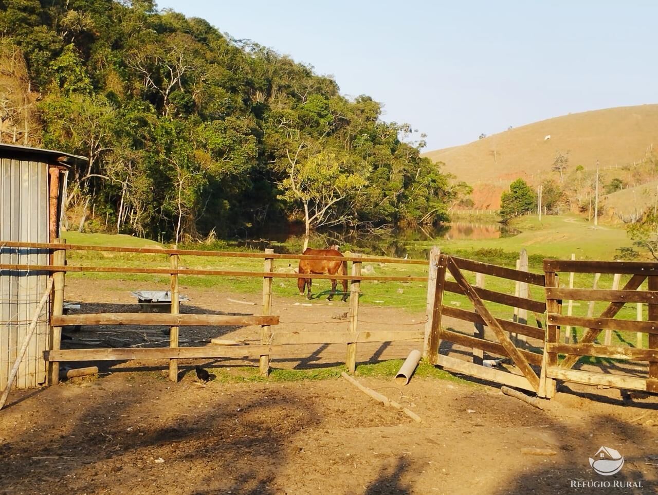 Fazenda à venda com 3 quartos, 1306800m² - Foto 29