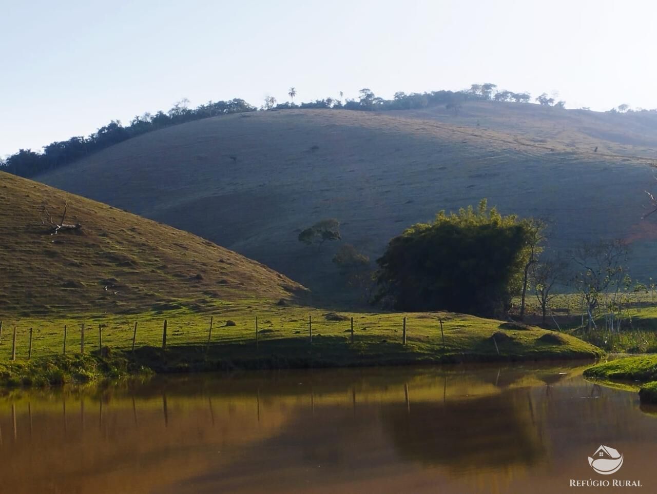 Fazenda à venda com 3 quartos, 1306800m² - Foto 36