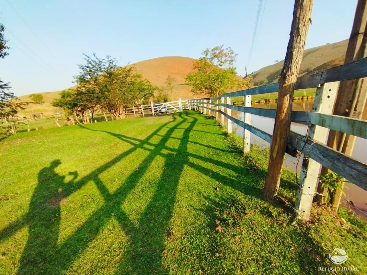 Fazenda à venda com 3 quartos, 1306800m² - Foto 34