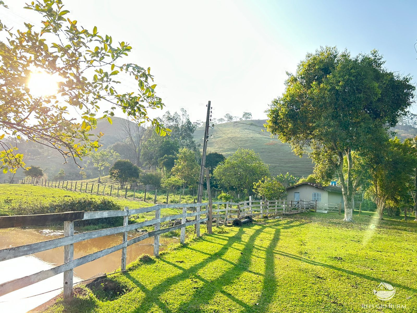 Fazenda à venda com 3 quartos, 1306800m² - Foto 3