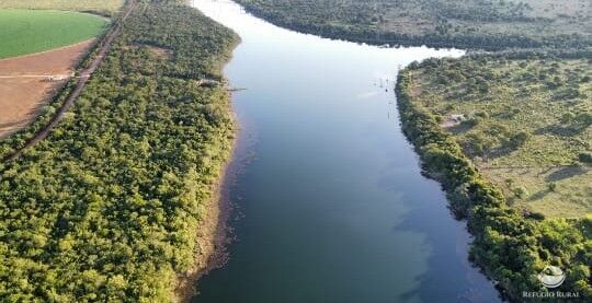 Fazenda à venda com 1 quarto, 9570000m² - Foto 1