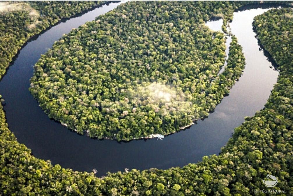 Fazenda à venda com 1 quarto, 365827100m² - Foto 3