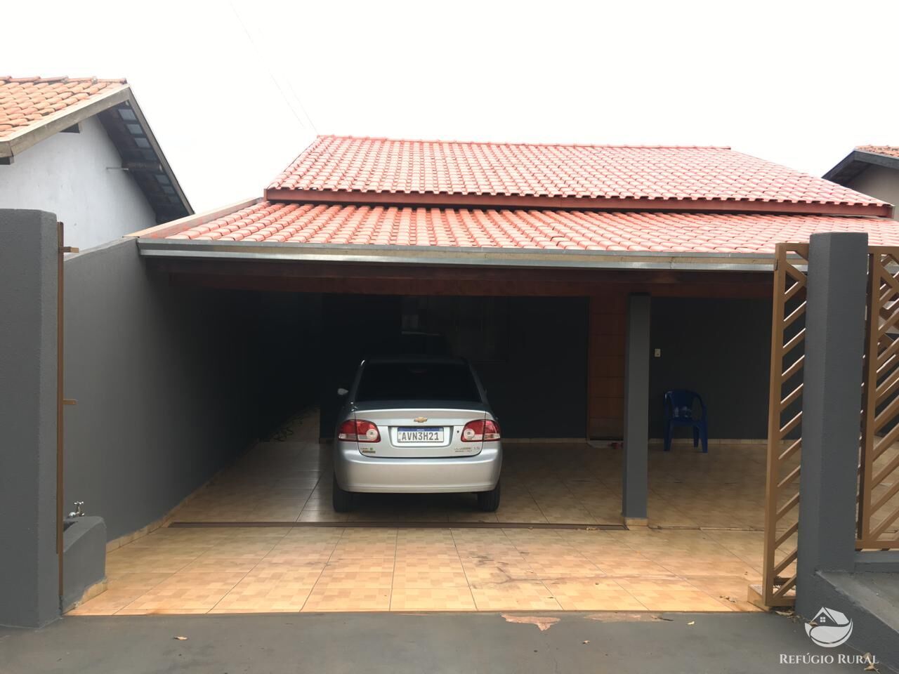 Casa à venda com 3 quartos, 130m² - Foto 2