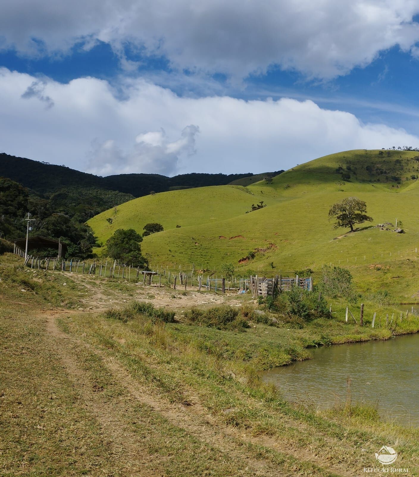 Fazenda à venda com 1 quarto, 2420000m² - Foto 26