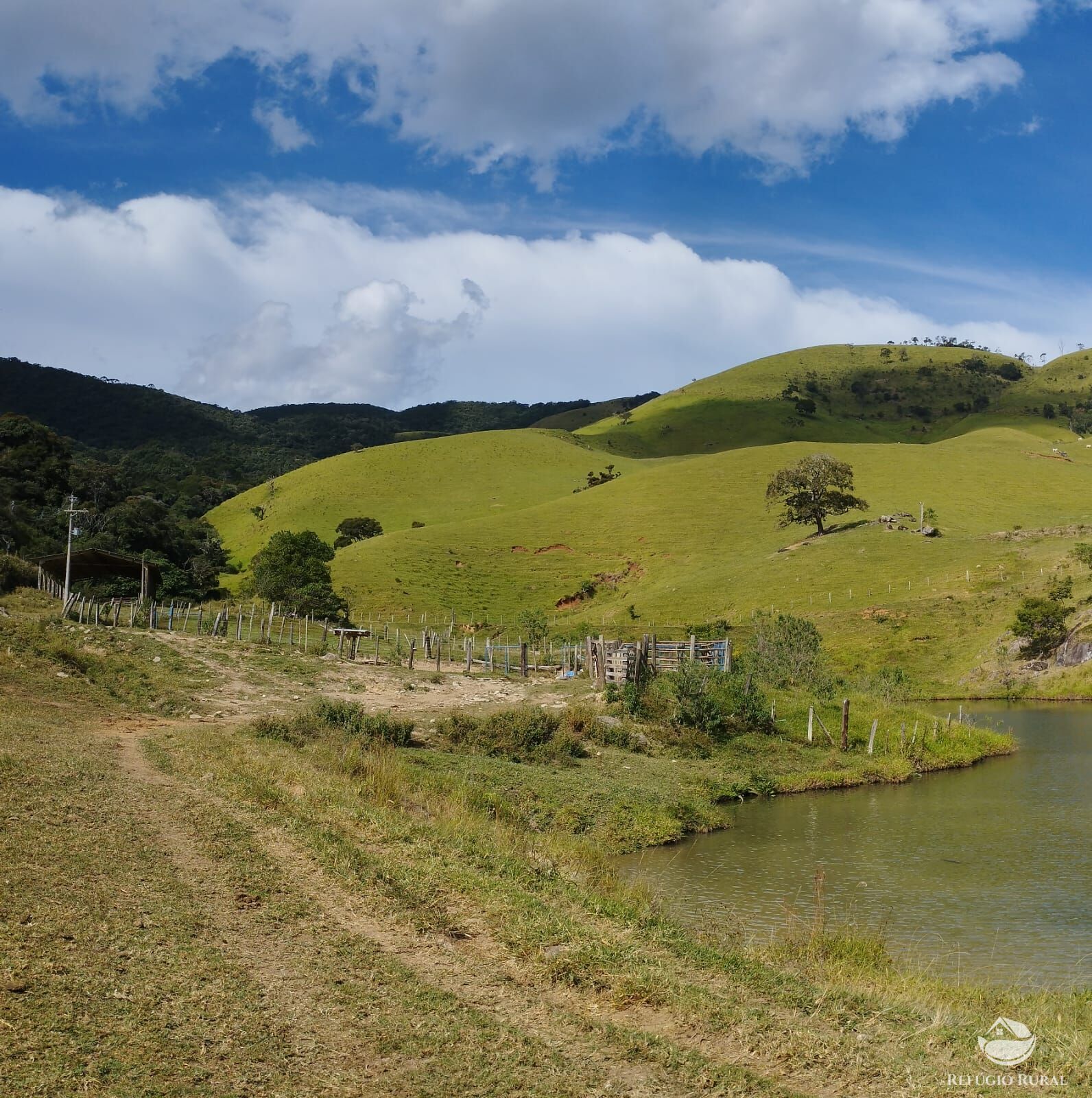 Fazenda à venda com 1 quarto, 2420000m² - Foto 28