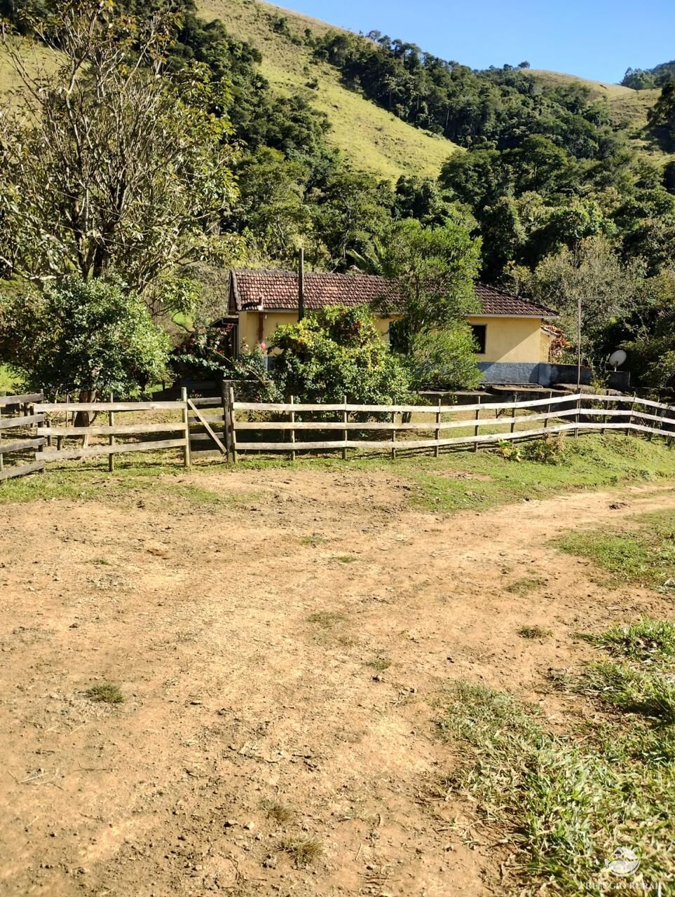 Fazenda à venda com 3 quartos, 20000m² - Foto 1