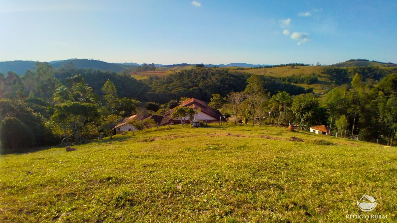 Fazenda à venda com 3 quartos, 84700m² - Foto 2