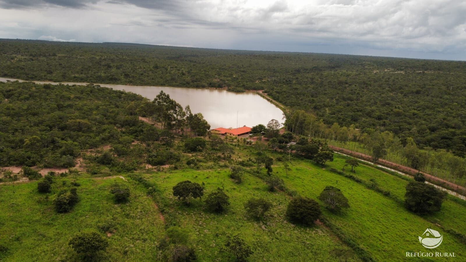 Fazenda à venda com 2 quartos, 34000000m² - Foto 1