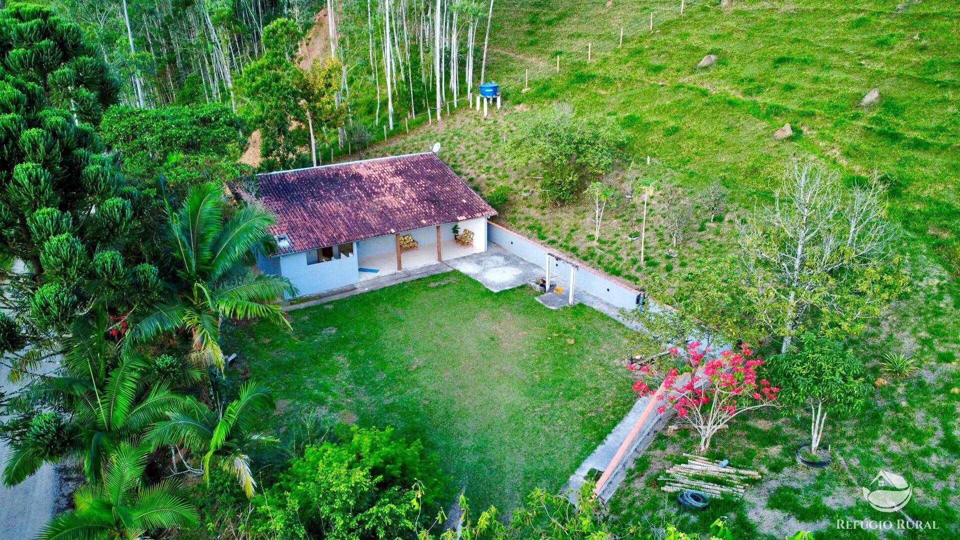 Chácara à venda com 1 quarto, 24200m² - Foto 1