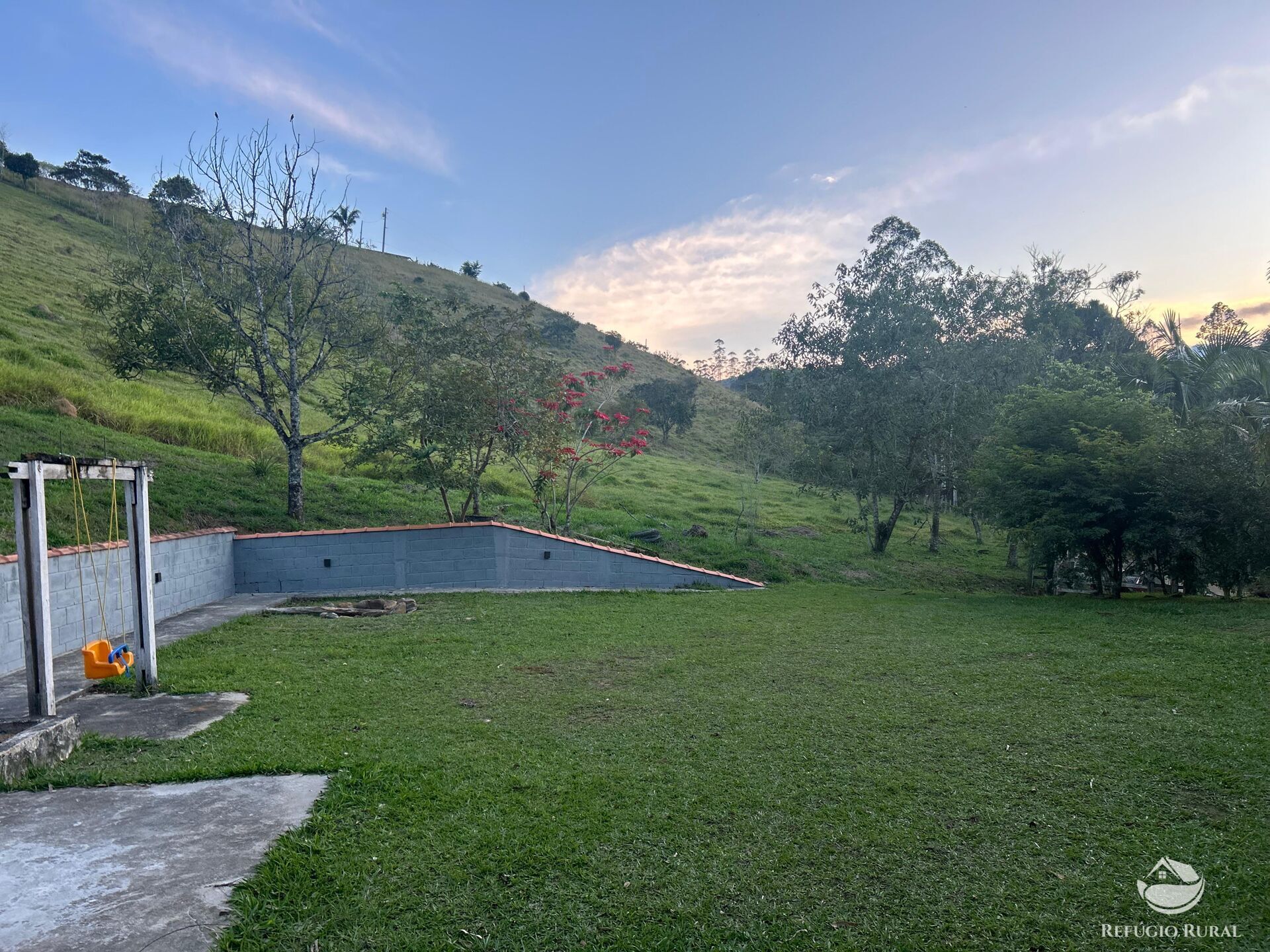 Chácara à venda com 1 quarto, 24200m² - Foto 32