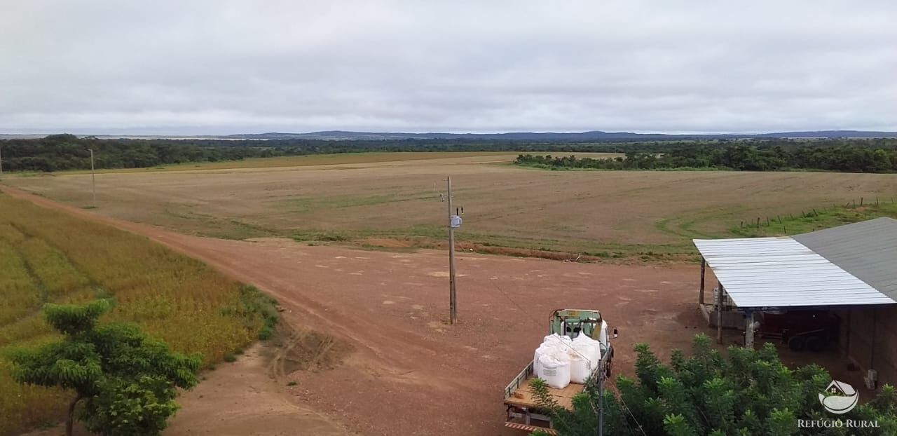 Fazenda à venda com 2 quartos, 10900000m² - Foto 8