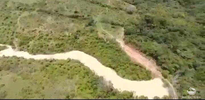 Fazenda à venda com 1 quarto, 210000000m² - Foto 2