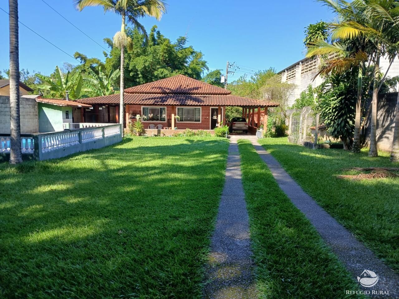 Chácara à venda com 3 quartos, 2000m² - Foto 1